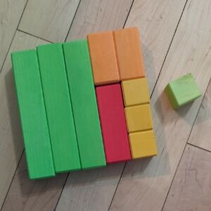 Bright Wooden Counting Block Set in Green, Orange, Yellow & Red